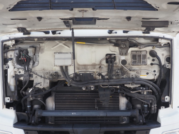 いすゞ ギガ ウイング車 大型 QPG-CYJ77B 年式 H28[写真46]