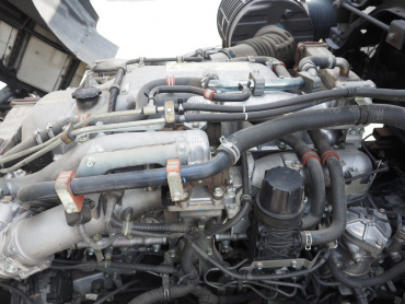 いすゞ ギガ ウイング車 大型 QPG-CYJ77B 年式 H28[写真47]