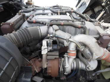 いすゞ ギガ ウイング車 大型 QPG-CYJ77B 年式 H28[写真48]