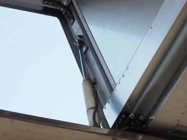 日野 プロフィア ウイング車 大型 QPG-FW1EXEG 年式 H29[写真14]