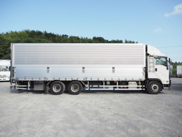 いすゞ ギガ ウイング車 大型 QPG-CYL77B 年式 H29[写真12]