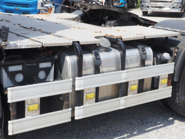 日野 プロフィア トラクタ 大型 QPG-SH1EDDG 年式 H30[写真11]