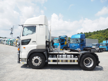 日野 プロフィア トラクタ 大型 QPG-SH1EDDG 年式 H30[写真10]