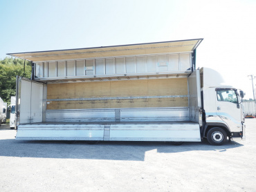 いすゞ ギガ ウイング車 大型 2PG-CYJ77C 年式 H30[写真11]