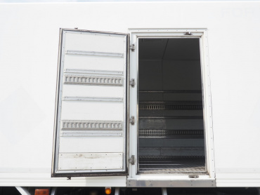 三菱ふそう スーパーグレート 冷凍バン 大型 2PG-FS75HZ 年式 H29[写真16]