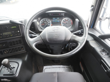 日野 プロフィア トラクタ 大型 QPG-SH1EDDG 年式 H27[写真23]