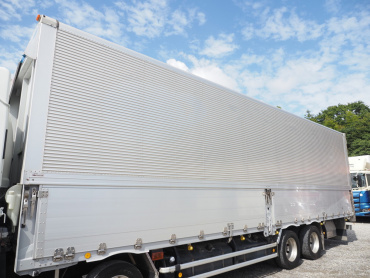 いすゞ ギガ ウイング車 大型 QKG-CYJ77B 年式 H28[写真15]