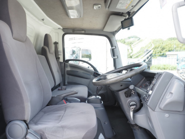 いすゞ エルフ ウイング車 小型 TKG-NPR85AN 年式 H26[写真31]