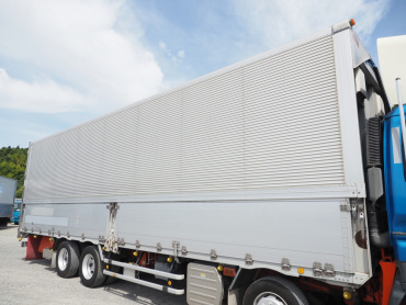 いすゞ ギガ ウイング車 大型 QKG-CYJ77A 年式 H24 [写真10]