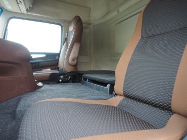 日野 プロフィア ウイング車 大型 2DG-FW1AHG 年式 H30[写真39]