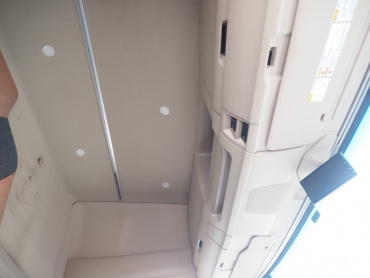 日野 プロフィア ウイング車 大型 2DG-FW1AHG 年式 H30[写真38]