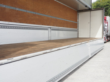 日野 プロフィア ウイング車 大型 2DG-FW1AHG 年式 H30[写真21]