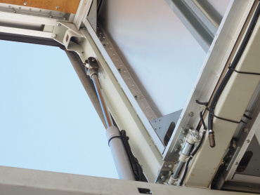 三菱ふそう スーパーグレート ウイング車 大型 QKG-FS54VZ 年式 H25[写真09]