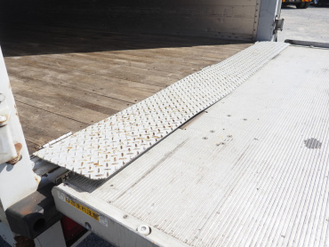 いすゞ フォワード ウイング車 中型 TKG-FRR90S2 年式 H24[写真23]