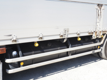 いすゞ ギガ ウイング車 大型 QPG-CYJ77B 年式 H28[写真16]