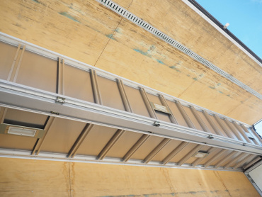 いすゞ ギガ ウイング車 大型 QPG-CYJ77B 年式 H28[写真22]