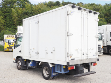 日野 デュトロ 冷凍バン 小型 2RG-XZC605M 年式 R1[写真06]