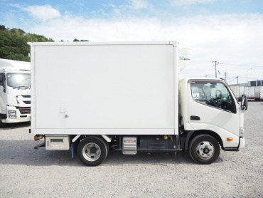 日野 デュトロ 冷凍バン 小型 2RG-XZC605M 年式 R1[写真07]