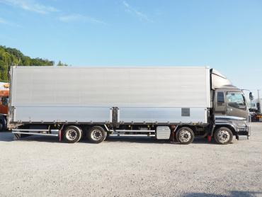 いすゞ ギガ ウイング車 大型 LKG-CYJ77A 年式 H23[写真12]