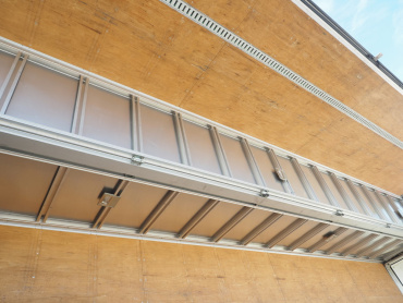 いすゞ ギガ ウイング車 大型 LKG-CYJ77A 年式 H23[写真25]