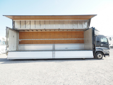 いすゞ ギガ ウイング車 大型 LKG-CYJ77A 年式 H23[写真14]