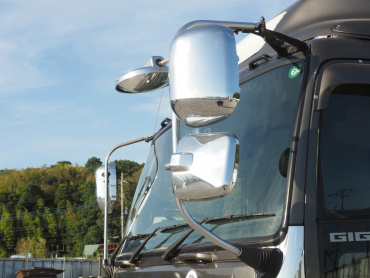 いすゞ ギガ ウイング車 大型 LKG-CYJ77A 年式 H23[写真10]