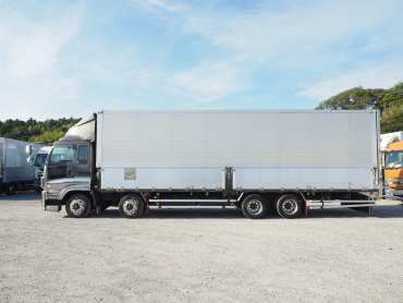 いすゞ ギガ ウイング車 大型 LKG-CYJ77A 年式 H23[写真17]