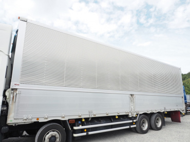 いすゞ ギガ ウイング車 大型 2PG-CYJ77C 年式 R3[写真14]