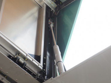 いすゞ ギガ ウイング車 大型 2PG-CYJ77C 年式 R3[写真11]