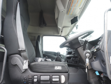 いすゞ ギガ ウイング車 大型 2PG-CYJ77C 年式 R3[写真31]