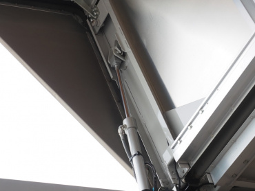 いすゞ エルフ ウイング車 小型 TPG-NPR85AN 年式 H28[写真19]