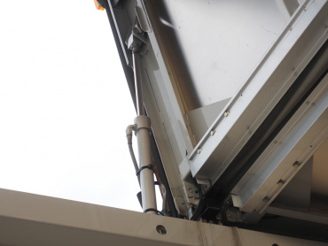 いすゞ エルフ ウイング車 小型 TPG-NPR85AN 年式 H28[写真15]