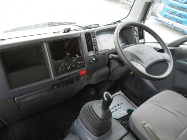 いすゞ エルフ ウイング車 小型 TPG-NPR85AN 年式 H28[写真37]