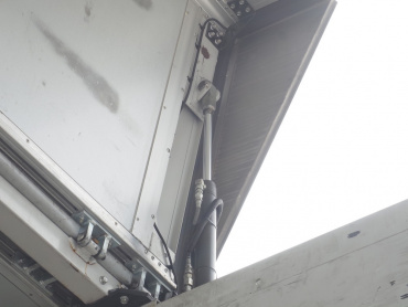 三菱ふそう スーパーグレート ウイング車 大型 QPG-FS64VZ 年式 H29[写真10]