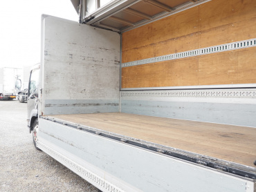 いすゞ エルフ ウイング車 小型 SKG-NPR85YN 年式 H25[写真20]