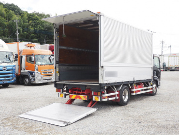 いすゞ エルフ ウイング車 小型 SKG-NPR85YN 年式 H25[写真30]