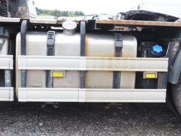 日野 プロフィア トラクタ 大型 QPG-SH1EDDG 年式 H29[写真09]