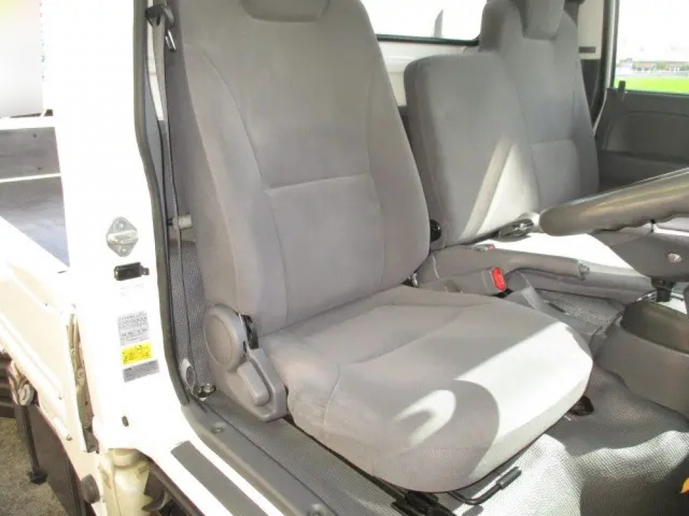 マツダ タイタン 平ボディ 小型 TKG-LHS85A 年式 H25[写真08]