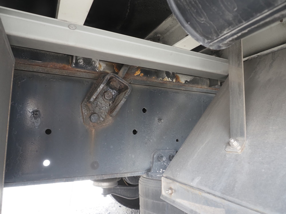 いすゞ ギガ ウイング車 大型 2PG-CYJ77C 年式 R1[写真45]