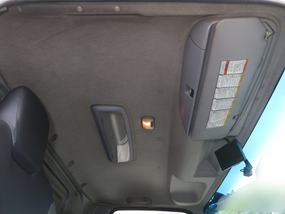 いすゞ フォワード 冷凍バン 中型 TKG-FRR90S2 年式 H25[写真12]