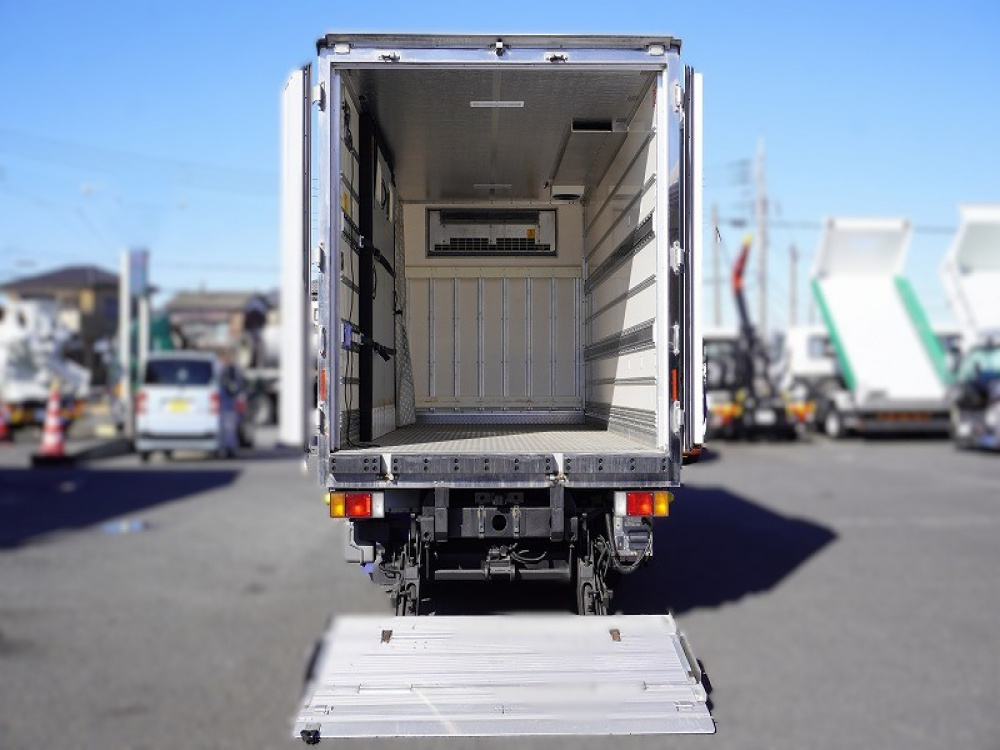 いすゞ エルフ 冷凍バン 小型 TPG-NPR85AN 年式 H30[写真07]