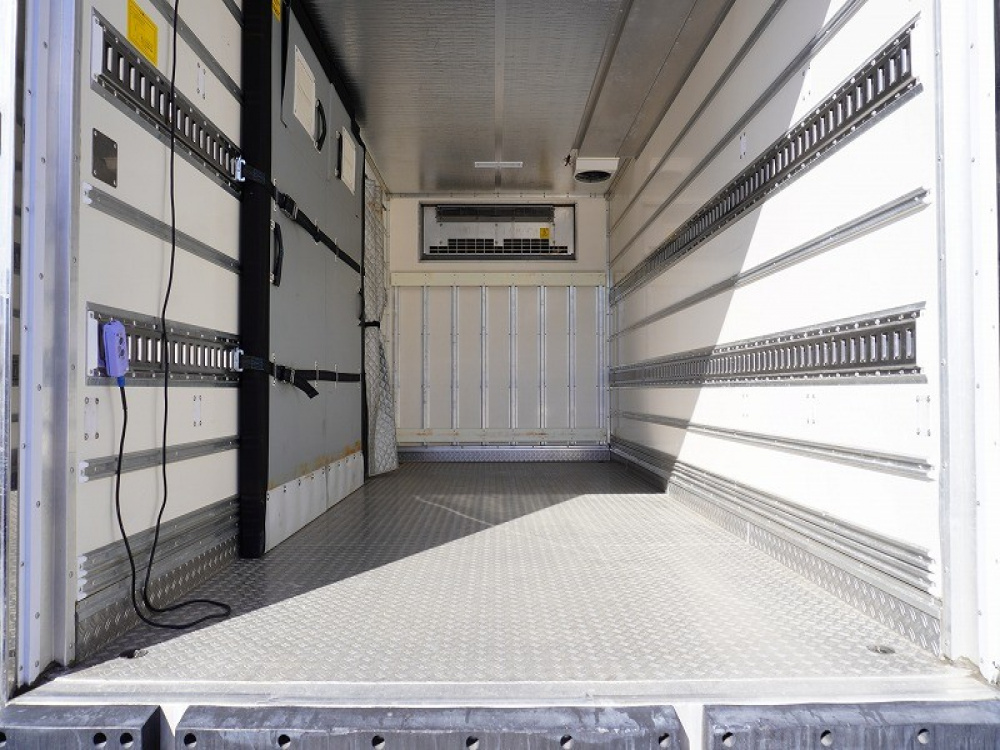 いすゞ エルフ 冷凍バン 小型 TPG-NPR85AN 年式 H30[写真08]