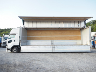 いすゞ ギガ ウイング車 大型 2PG-CYJ77C 年式 R3[写真17]