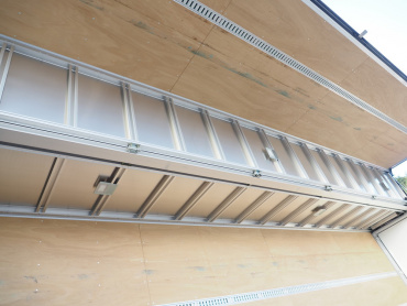 いすゞ ギガ ウイング車 大型 2PG-CYJ77C 年式 R3[写真22]