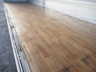 いすゞ ギガ ウイング車 大型 2PG-CYJ77C 年式 R3[写真24]