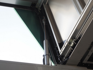 いすゞ ギガ ウイング車 大型 2PG-CYJ77C 年式 R3[写真18]