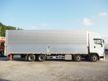 いすゞ ギガ ウイング車 大型 2PG-CYJ77C 年式 R3[写真09]