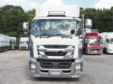 いすゞ ギガ ウイング車 大型 QPG-CYJ77B 年式 H29[写真02]