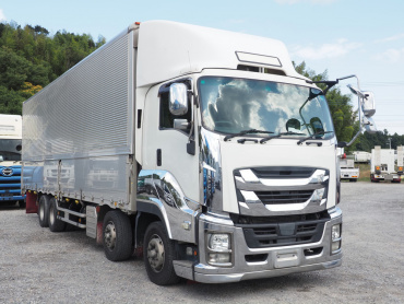 いすゞ ギガ ウイング車 大型 QPG-CYJ77B 年式 H29[写真04]