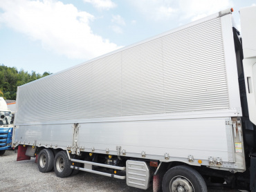 いすゞ ギガ ウイング車 大型 QPG-CYJ77B 年式 H29[写真08]